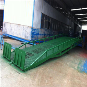 移動式登車橋